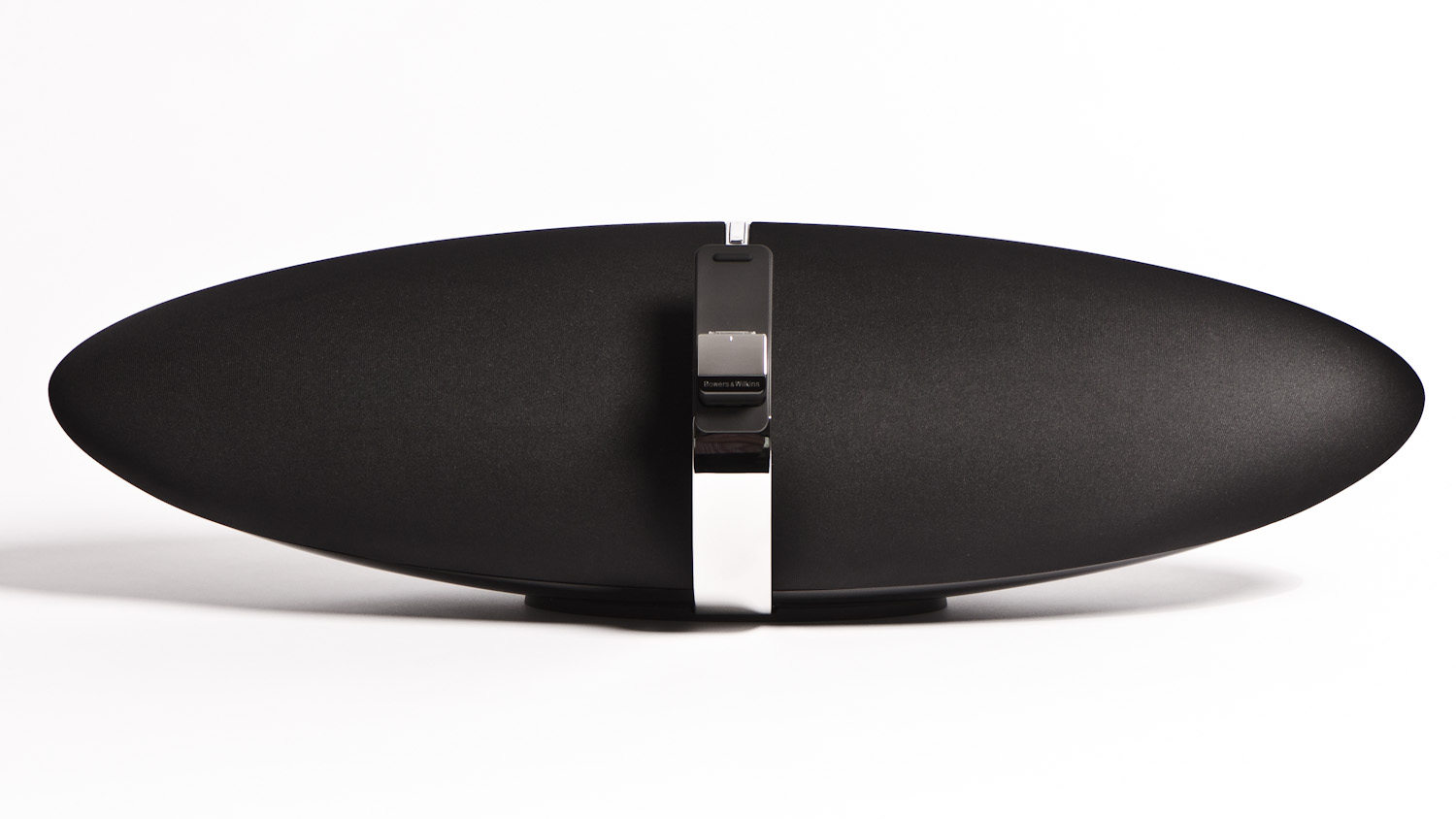 B&W Zeppelin