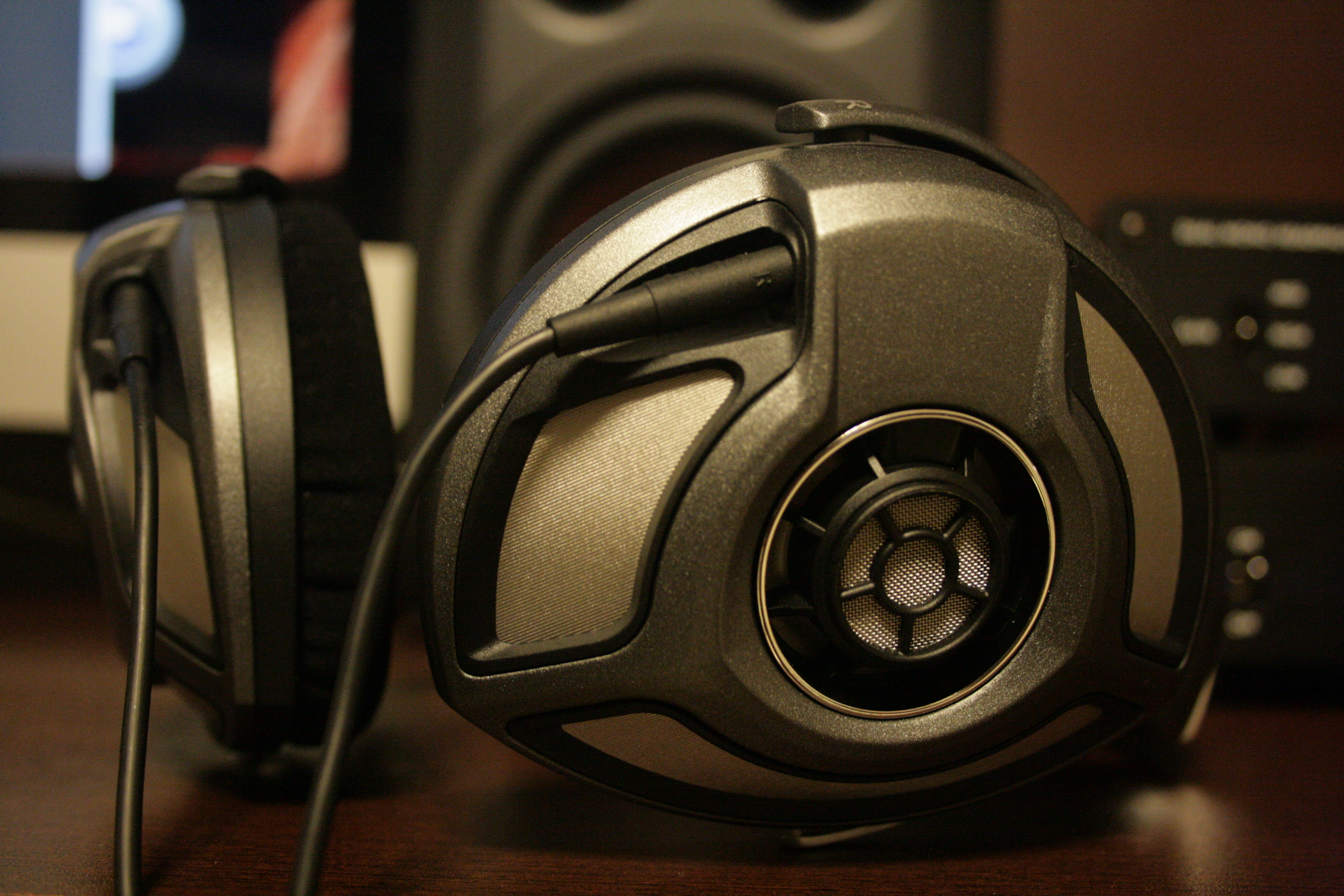 Sennheiser HD700
