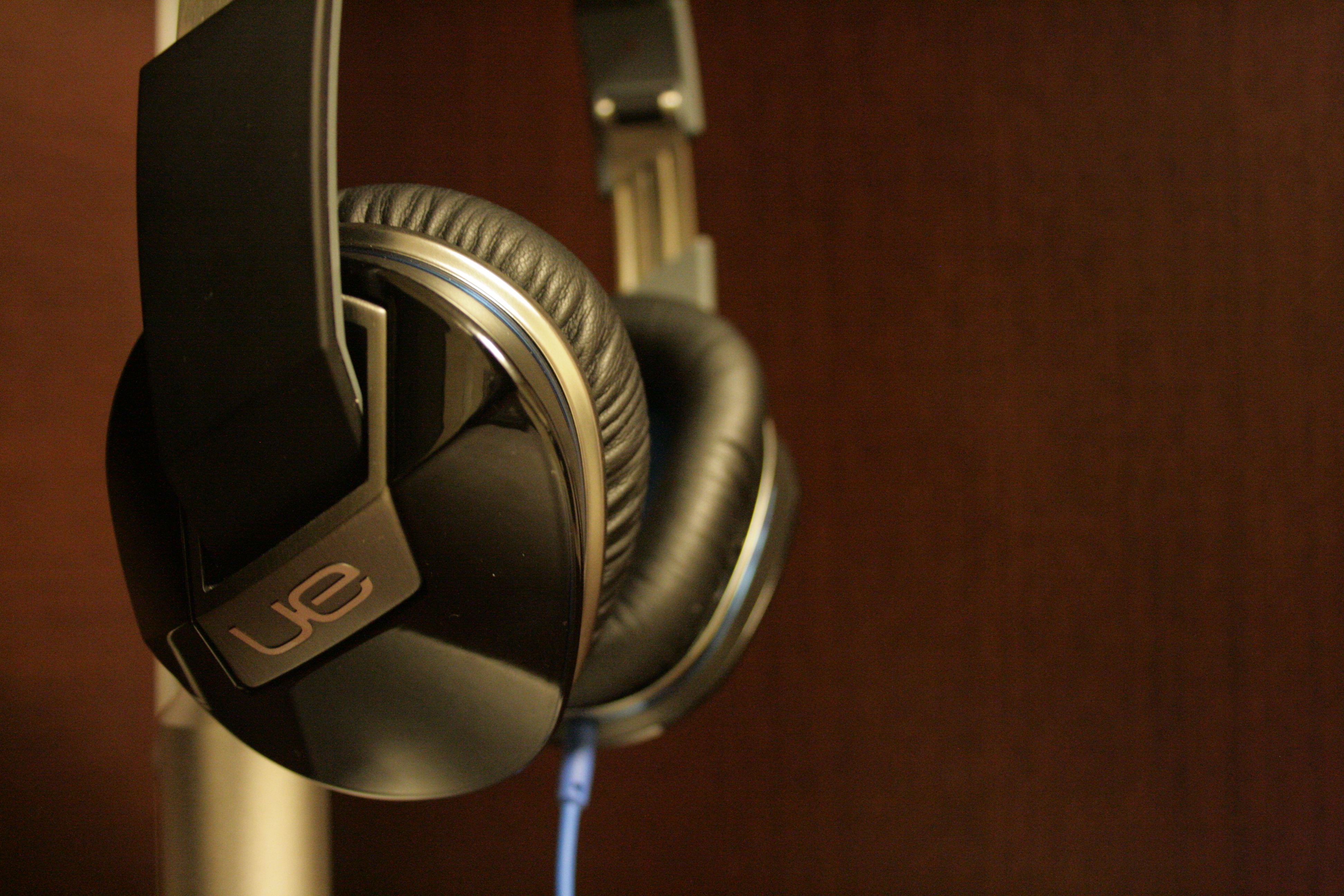 Logitech UE6000