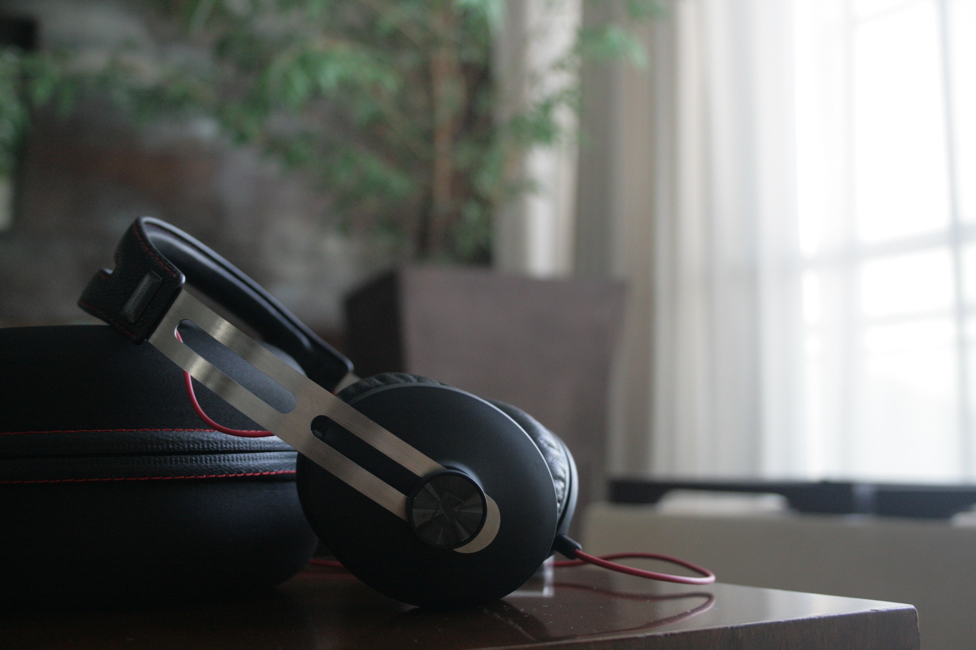 Sennheiser Momentum Over-Ear