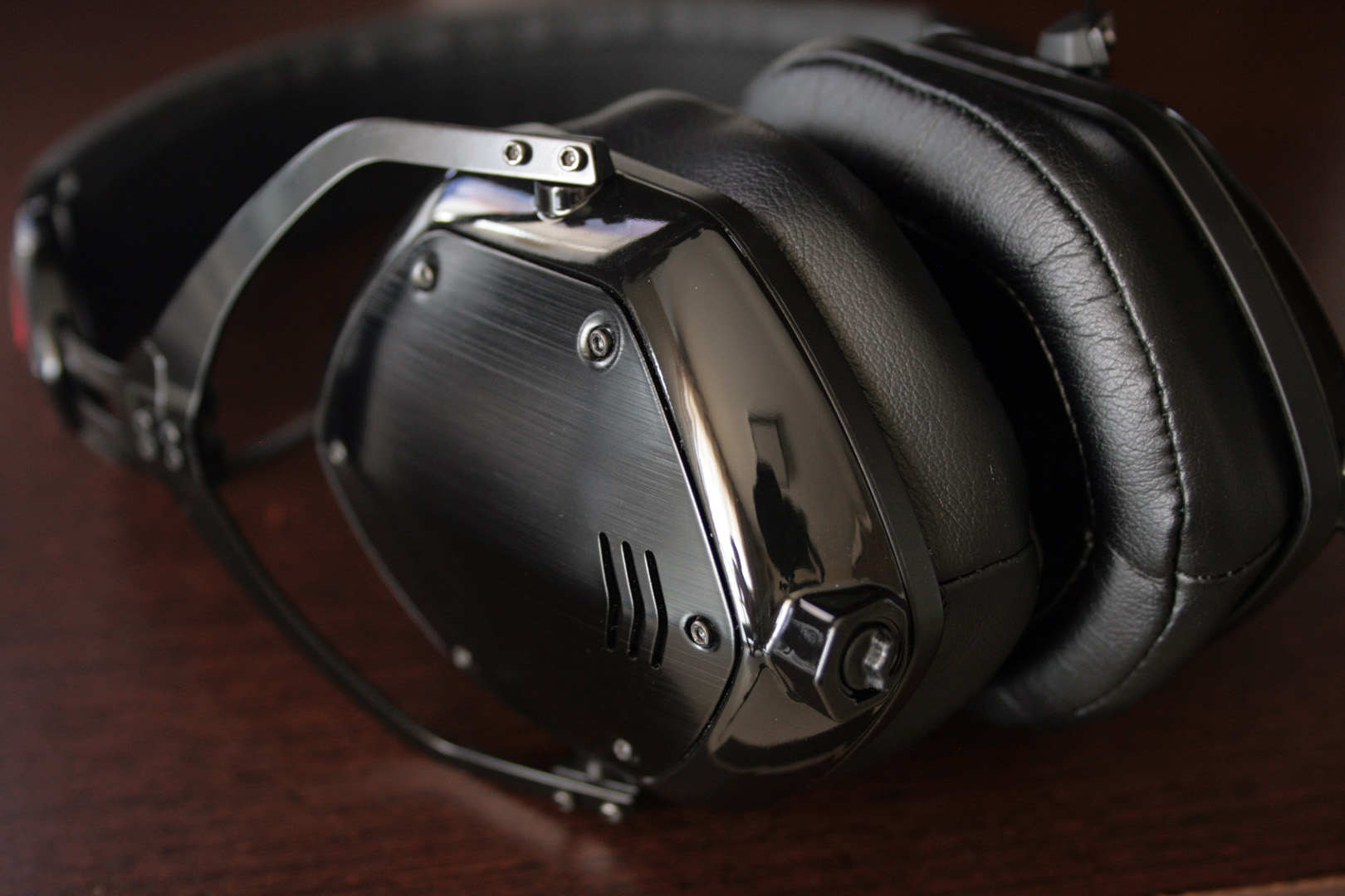 V-Moda Crossfade M-100
