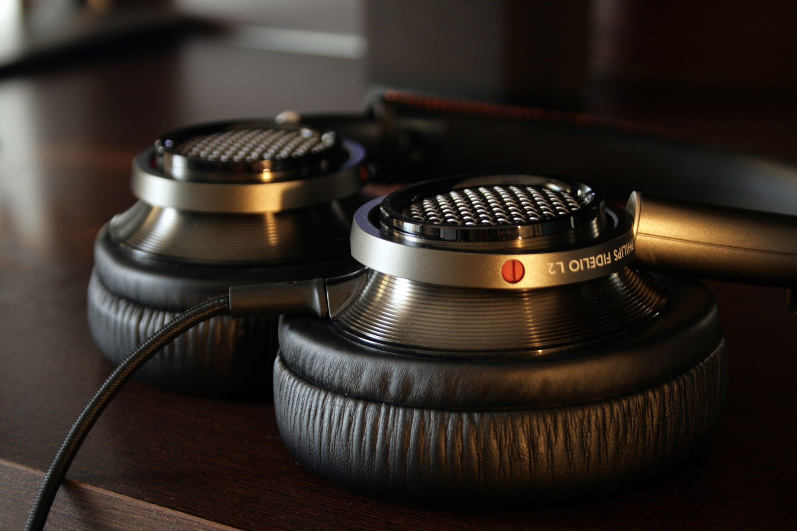 Philips Fidelio L2